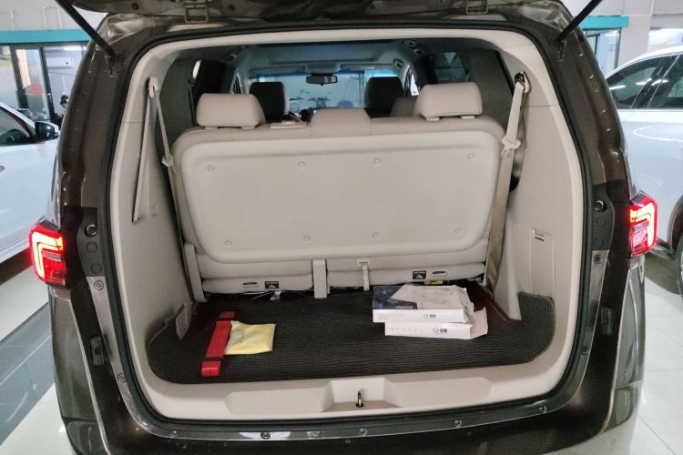 别克GL8 2020款 陆上公务舱 652T 舒适型局部细节23