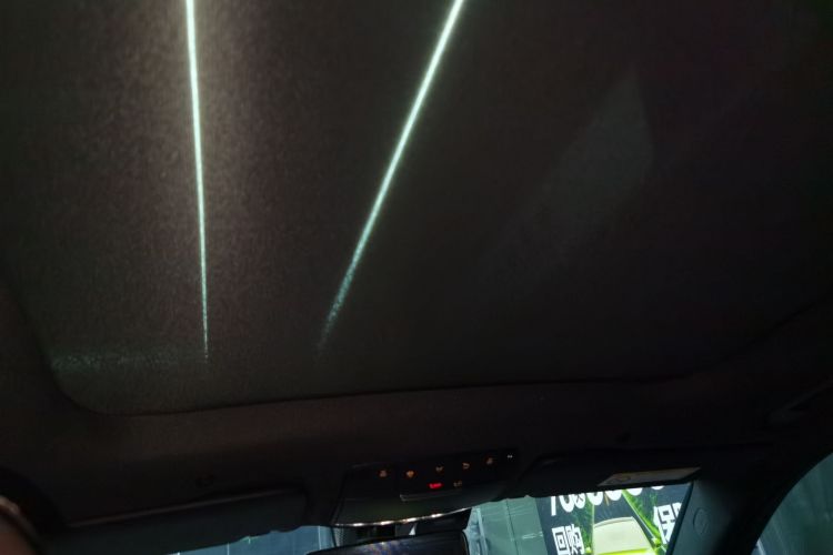 奔驰GLC 2021款 GLC 260 L 4MATIC 动感型局部细节22