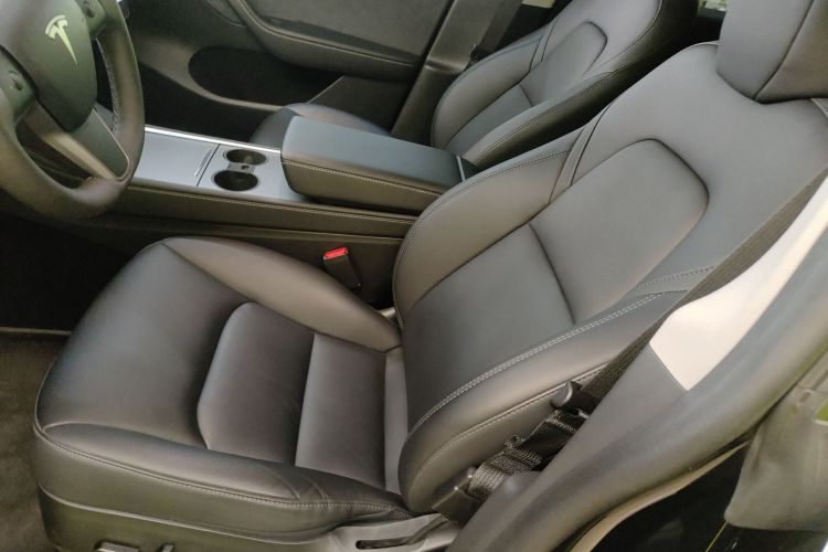 特斯拉 Model Y 2022款 改款 后轮驱动版局部细节19