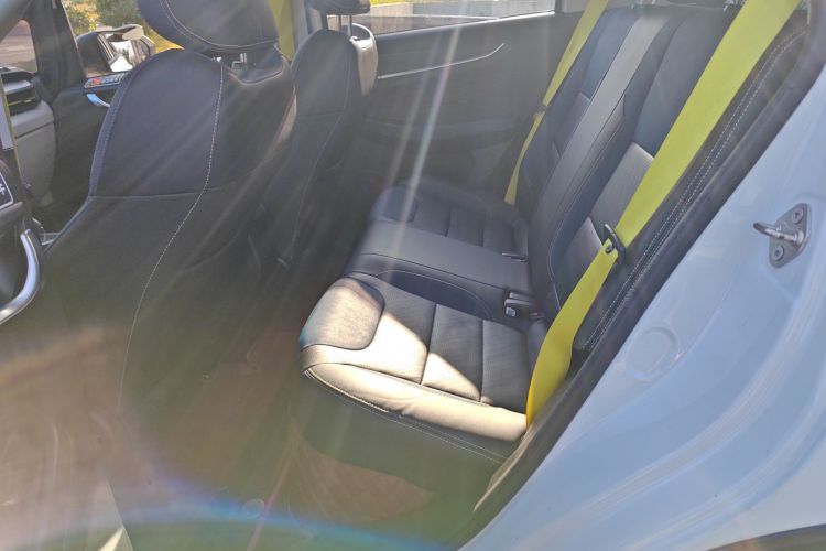 吉利几何 EX3 功夫牛 2021款 坚强牛牛中控内饰7004