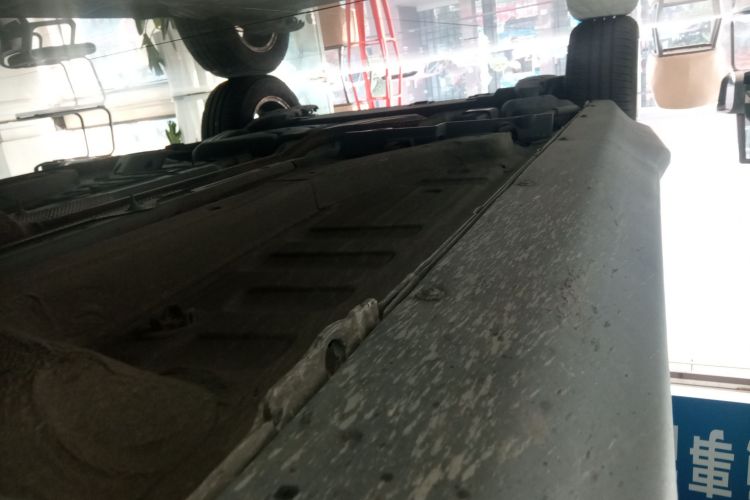 标致2008 2014款 1.6L 自动潮流版局部细节9001