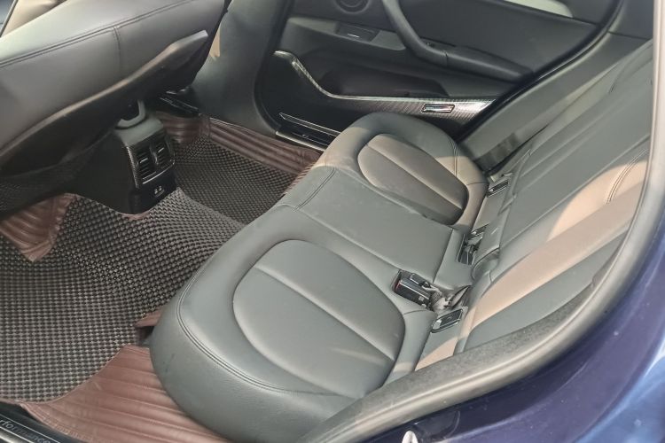 宝马X1 2019款 sDrive20Li 领先型中控内饰7004