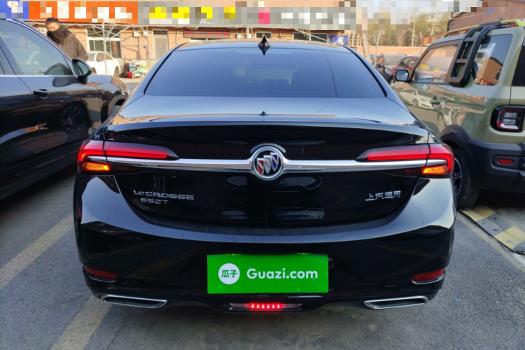 别克 君越 2022款 652T 豪华型车身外观6