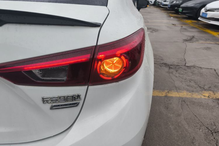 马自达3 昂克赛拉 2017款 三厢 1.5L 自动豪华型 国V车身外观9