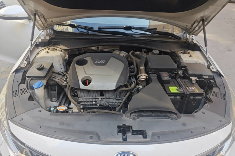 起亚K5 2016款 2.0T 自动PRM局部细节24