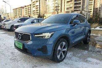 沃尔沃XC40 2024款 B4 四驱智远豪华版