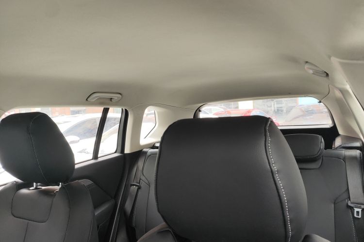 宝骏RS-5 2019款 1.5T CVT超级互联潮动版 国VI中控内饰22