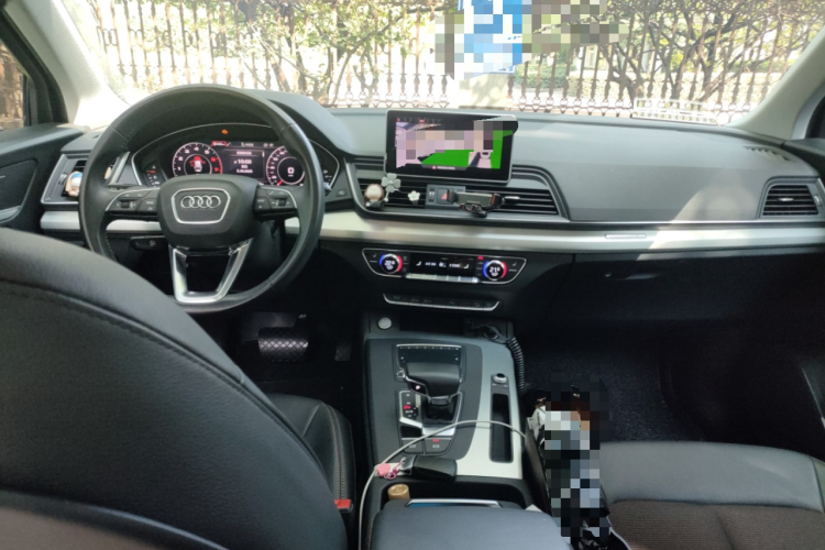 奥迪Q5L 2018款 40 TFSI 荣享时尚型 国VI中控内饰7002
