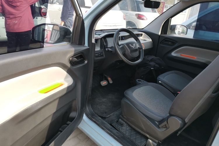 五菱汽车 宏光MINIEV 2022款 自在款 磷酸铁锂中控内饰7003