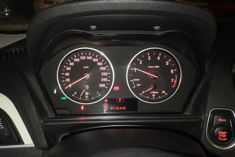 宝马1系(进口) 2016款 118i 都市设计套装中控内饰14