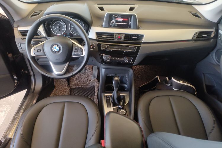 宝马X1 2018款 sDrive20Li 领先型中控内饰7002