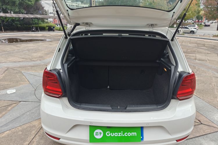 大众 Polo 2016款 1.6L 自动舒适型机舱底盘23
