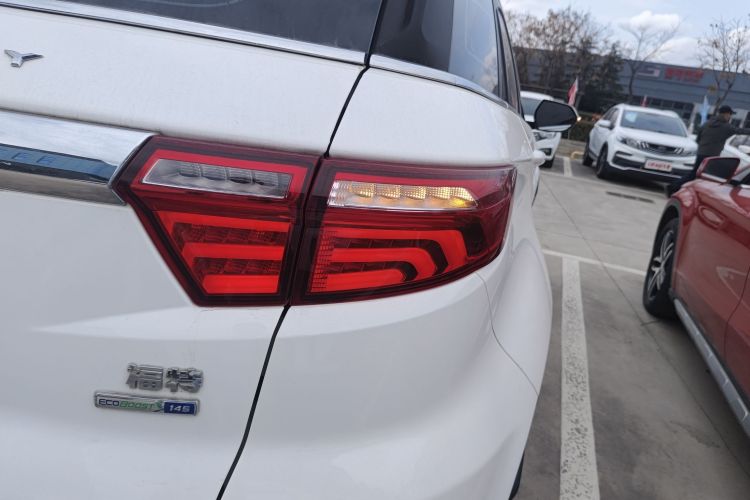 福特 领界 2019款 EcoBoost 145 CVT铂领型 国VI车身外观6006