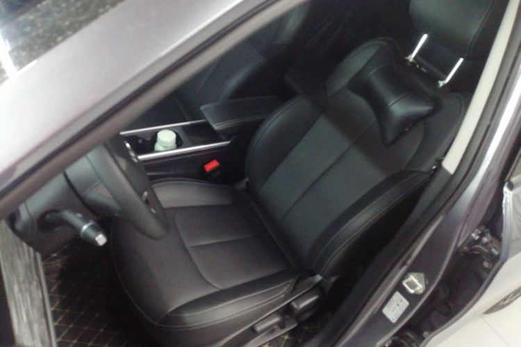 哪吒汽车 哪吒AYA 2023款 401 Lite局部细节19