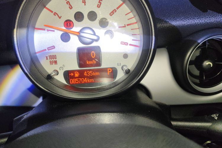 MINI Clubman 2011款 1.6L COOPER Fun中控内饰15