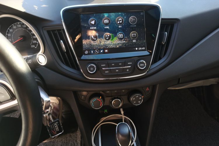雪佛兰 科鲁泽 2019款 Redline 320T 双离合欢快版 国VI中控内饰16