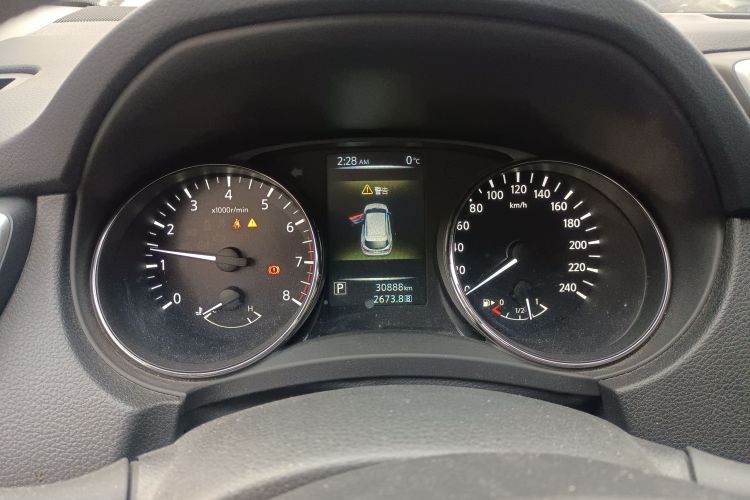 日产 逍客 2017款 2.0L CVT智享版 国V中控内饰14