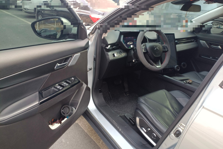 小鹏G3 2019款 尊享版中控内饰20