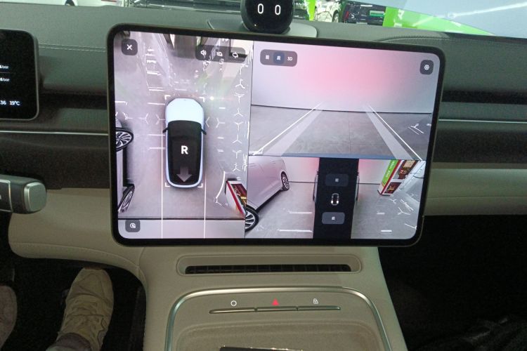 蔚来ES6 2025款 75kWh中控内饰16