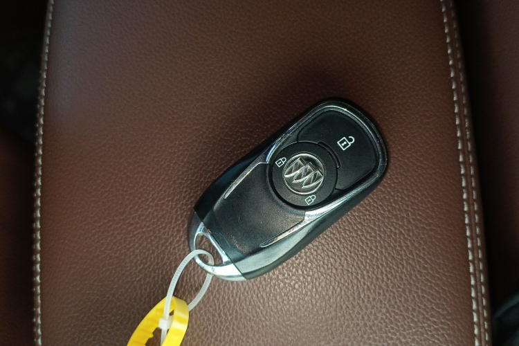 别克GL6 2019款 18T 6座互联豪华型 国VI中控内饰11