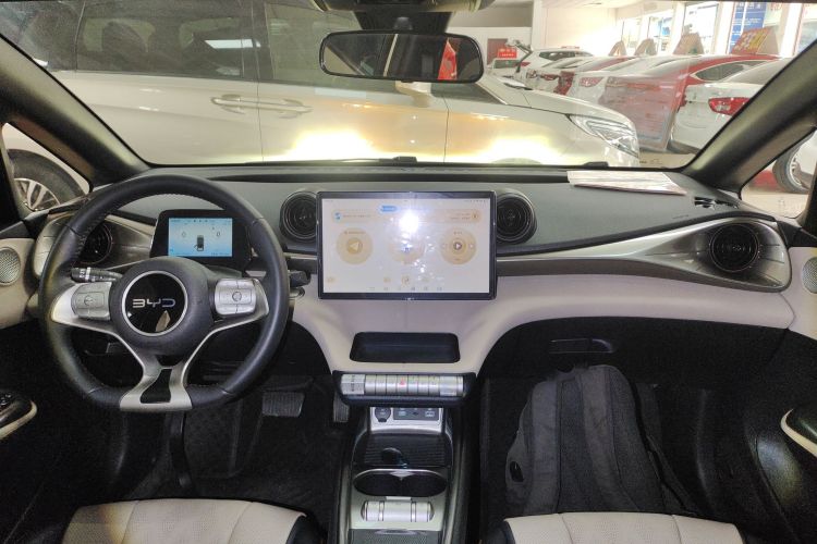 比亚迪 海豚 2025款 420km 时尚版中控内饰12