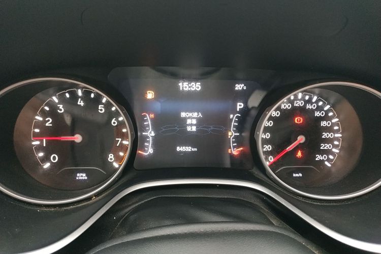 Jeep 指南者 2017款 200T 自动家享版中控内饰14