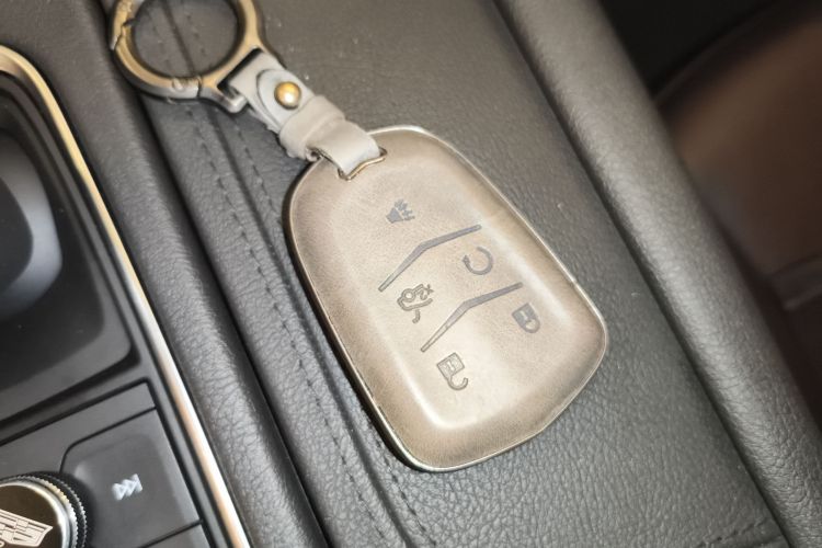 凯迪拉克XT6 2021款 2.0T 六座四驱豪华型中控内饰11