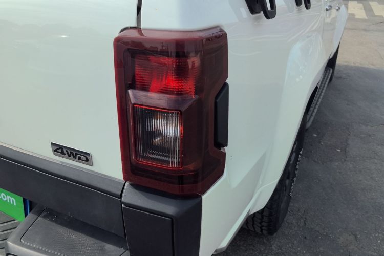 江铃 域虎7 2022款 2.0T自动柴油四驱舒享型标轴车身外观6006