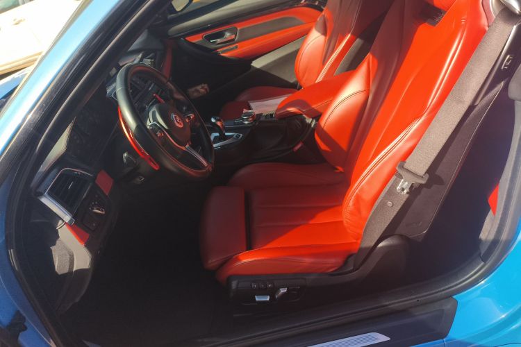 宝马M4 2018款 M4敞篷轿跑车车迷限量版局部细节19