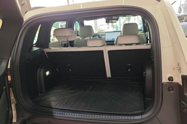 方程豹 钛3 2025款 501KM 四驱智驾Ultra版机舱底盘23