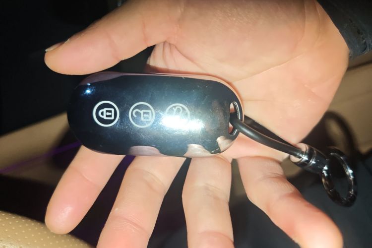 鸿蒙智行 问界M7 2024款 1.5T 智驾四驱Pro版 5座中控内饰11