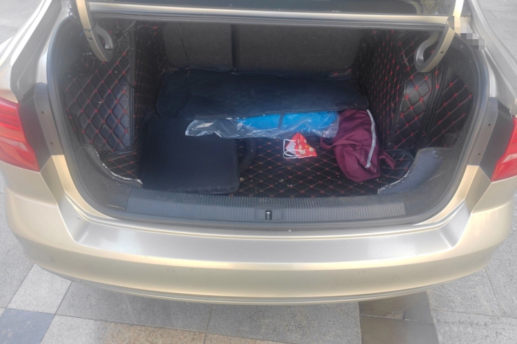 大众 宝来 2017款 1.6L 手动舒适型局部细节23