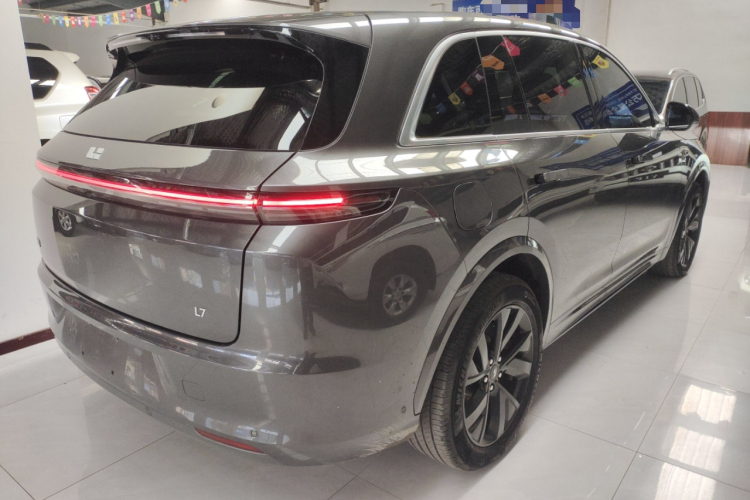 理想汽车 理想L7 2023款 Air车身外观7