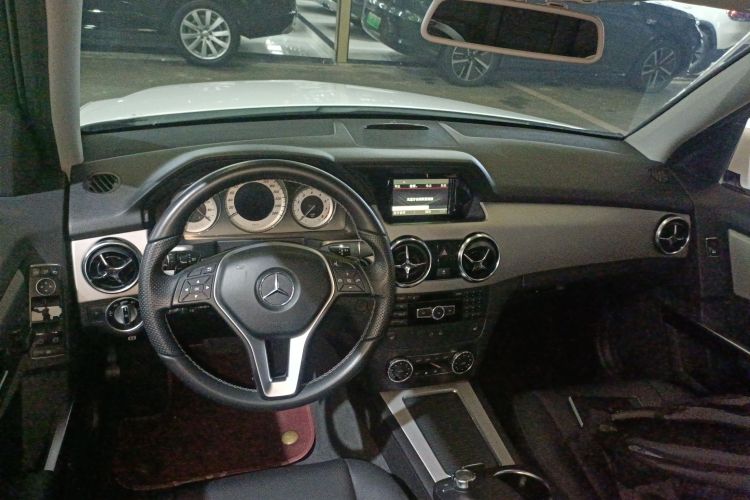 奔驰GLK级 2013款 GLK 300 4MATIC 时尚型中控内饰7002