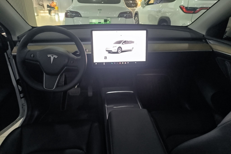 特斯拉 Model Y 2022款 改款 后轮驱动版中控内饰12