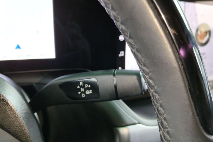 小鹏P7 2022款 625E中控内饰18