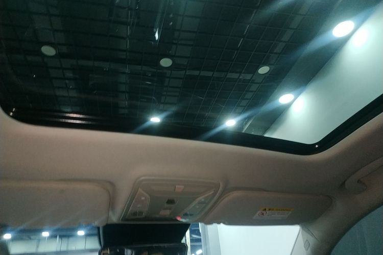 红旗HS5 2023款 2.0T 旗享Pro版中控内饰22