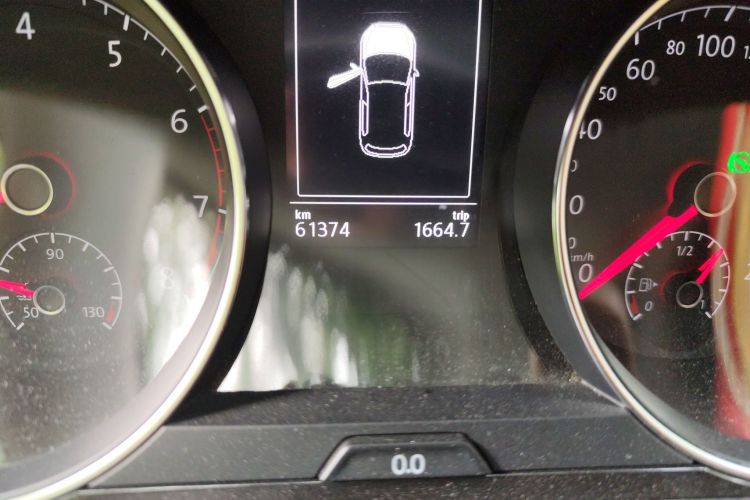 大众 高尔夫 2018款  230TSI 自动豪华型中控内饰15