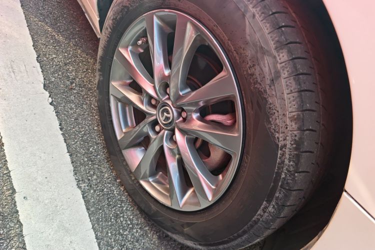 马自达3 昂克赛拉 2020款 1.5L 自动质悦天窗版车身外观10