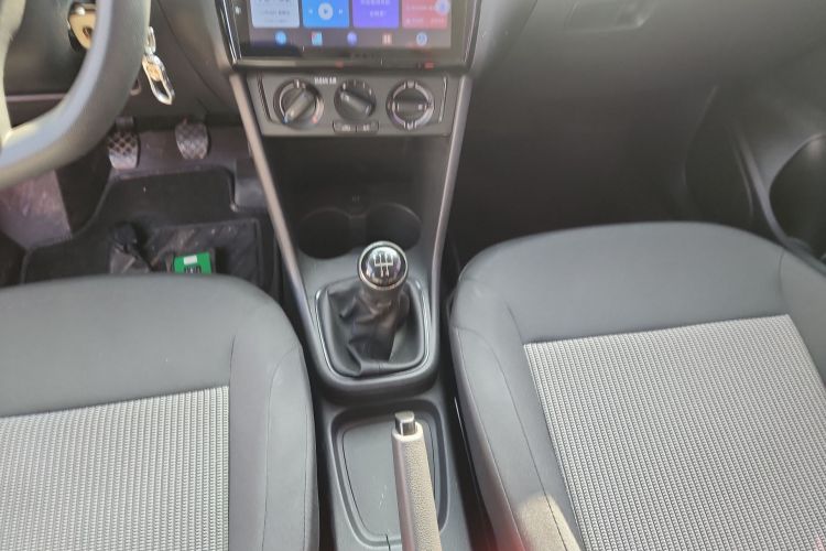 大众 Polo 2018款 1.5L 手动安驾型中控内饰18