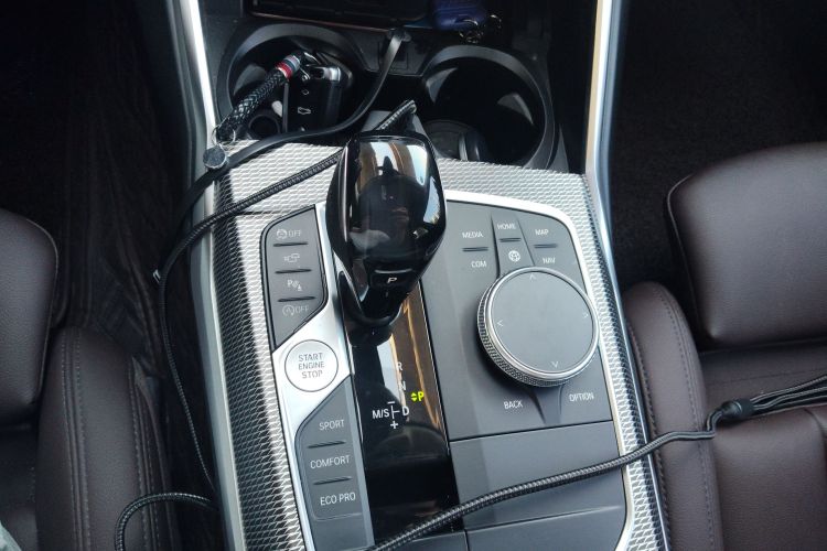 宝马3系 2020款 改款 325Li M运动曜夜套装局部细节18