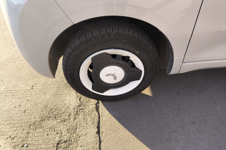 五菱汽车 宏光MINIEV 2024款 第三代 215km 青春版车身外观6007