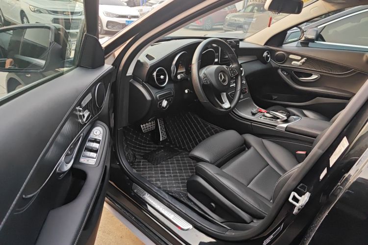 奔驰C级 2015款 C 200 L 运动型中控内饰20