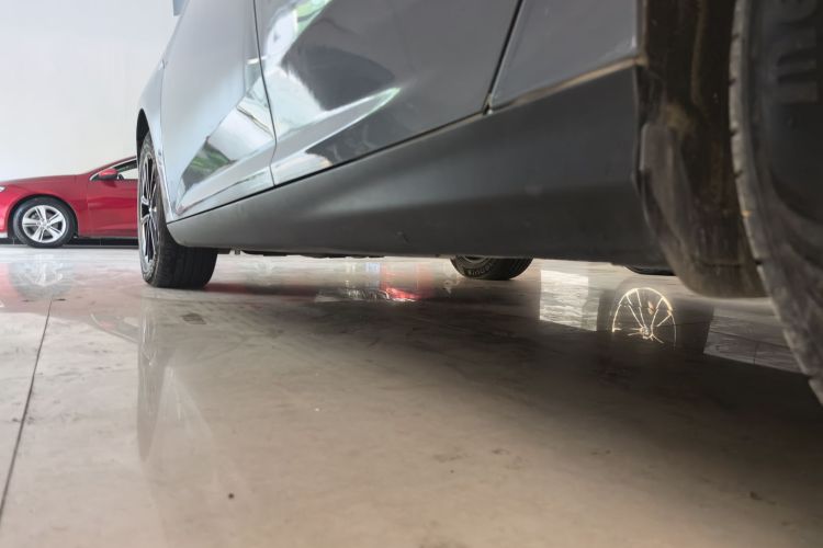 福特 福克斯 2017款 两厢 EcoBoost 180 自动精英型局部细节9002