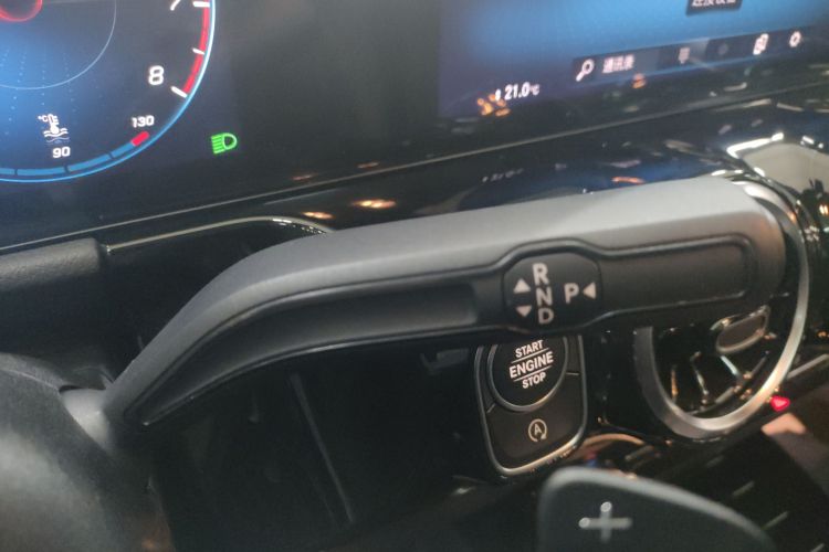 奔驰B级 2022款 改款 B 200 动感型中控内饰18