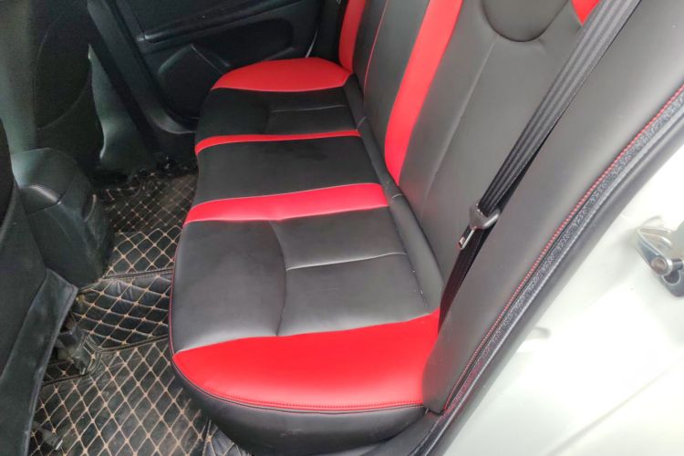 荣威350 2014款 1.5L 手动迅驰版中控内饰21