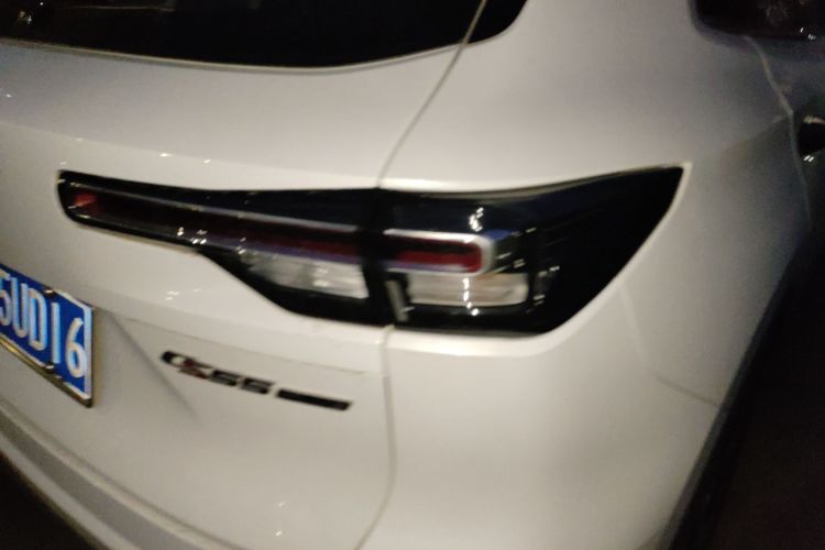 长安CS55PLUS 2022款 第二代 1.5T DCT尊贵型车身外观6006