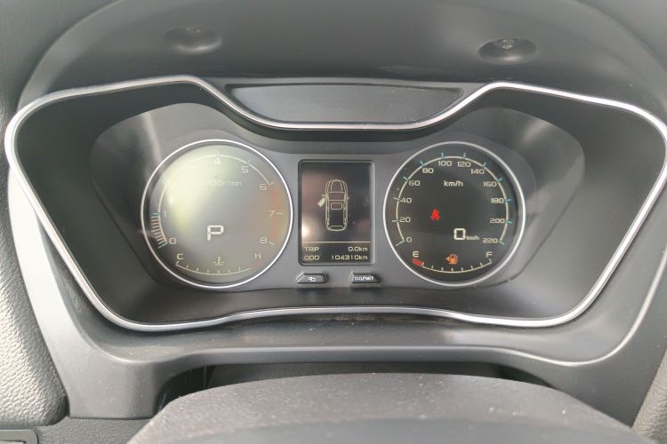 吉利汽车 远景X6 2016款 1.3T CVT旗舰型中控内饰14