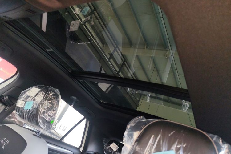 大众 T-ROC探歌 2025款 改款二 300TSI DSG两驱星光版中控内饰22