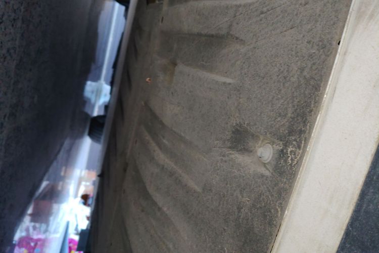 极氪001 2021款 超长续航双电机 YOU版局部细节9009